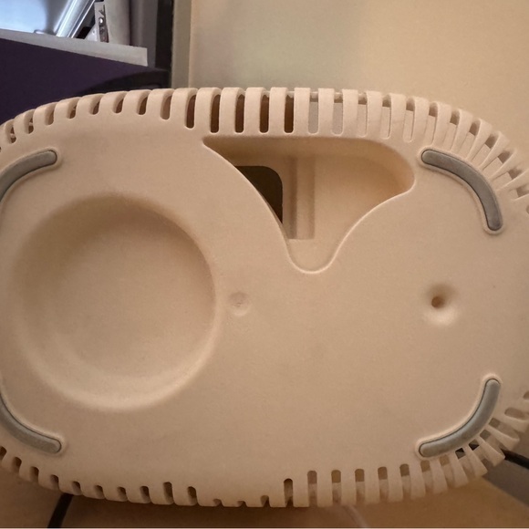 Canopy Bedside Humidifier - Picture 6 of 9